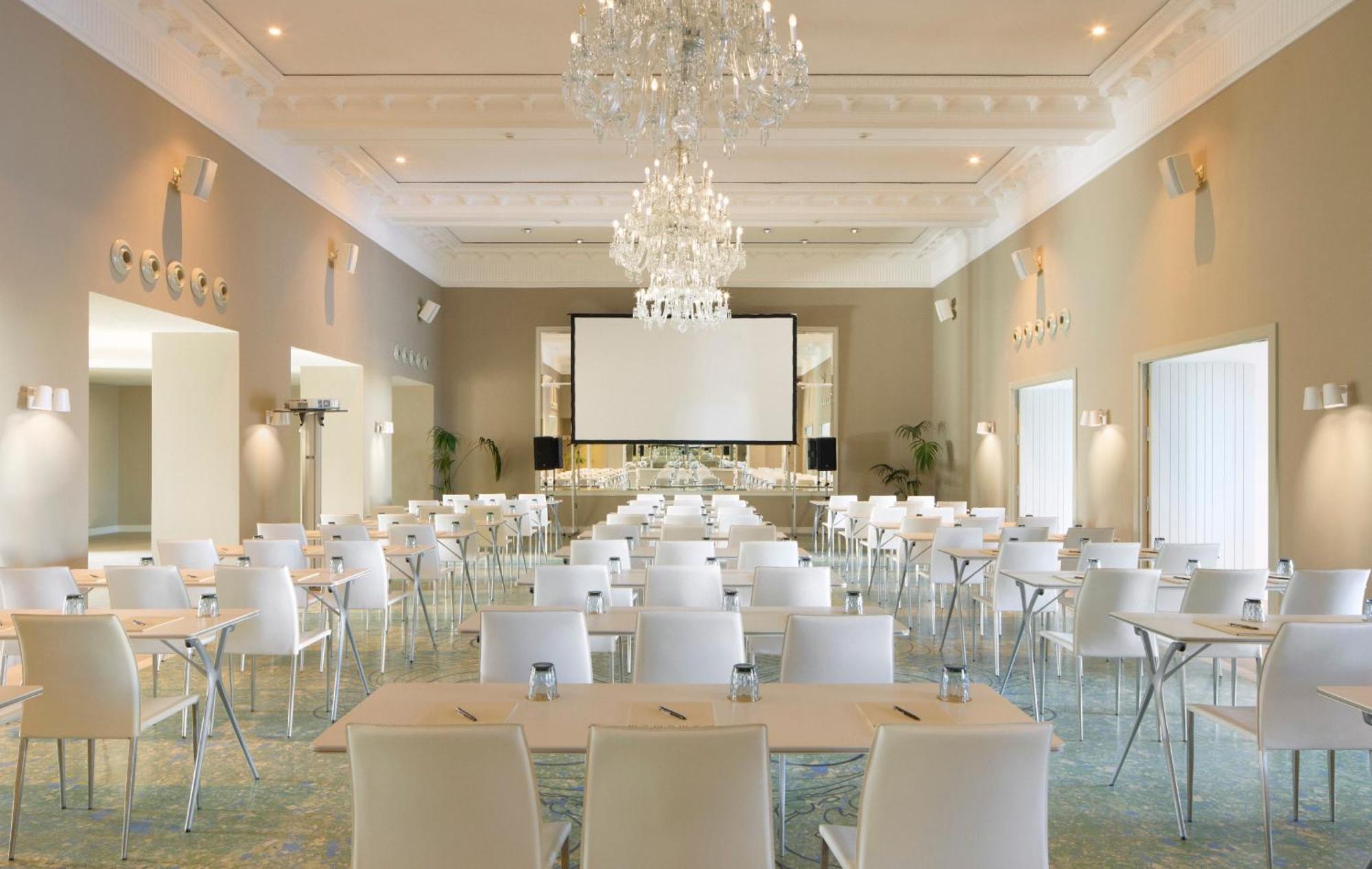 Me Sitges Terramar Exterior foto The ballroom